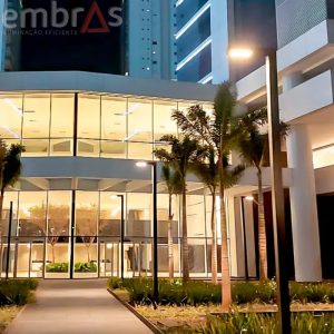 Poste Girafa Flangeago em alumínio