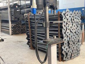 Poste de Ferro Ou Poste de Aço Galvanizado